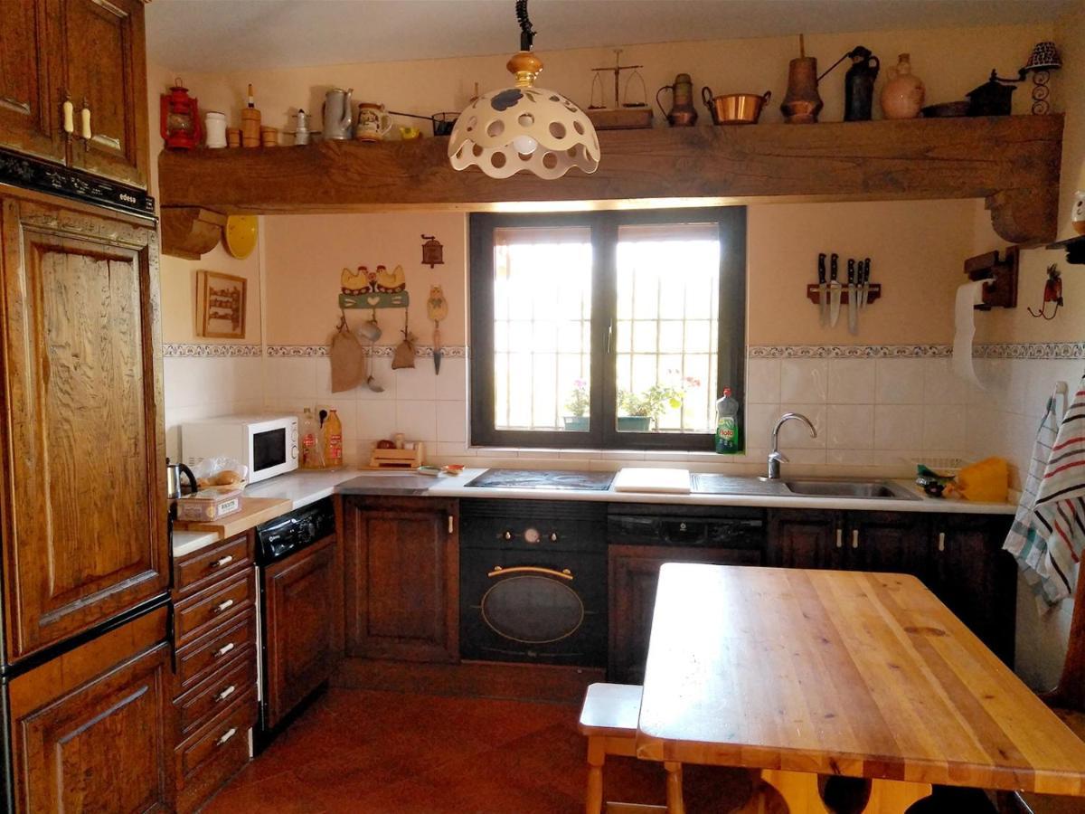 Вилла La Cirujana De Gredos Сан-Эстебан-дель-Валье Экстерьер фото